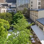 Renaissance Paris Nobel Tour Eiffel Hotel