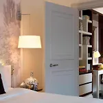 Renaissance Nobel Tour Eiffel 4* Paris