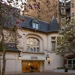 Renaissance Nobel Tour Eiffel 4*