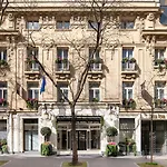 Hotel Renaissance Nobel Tour Eiffel Paris