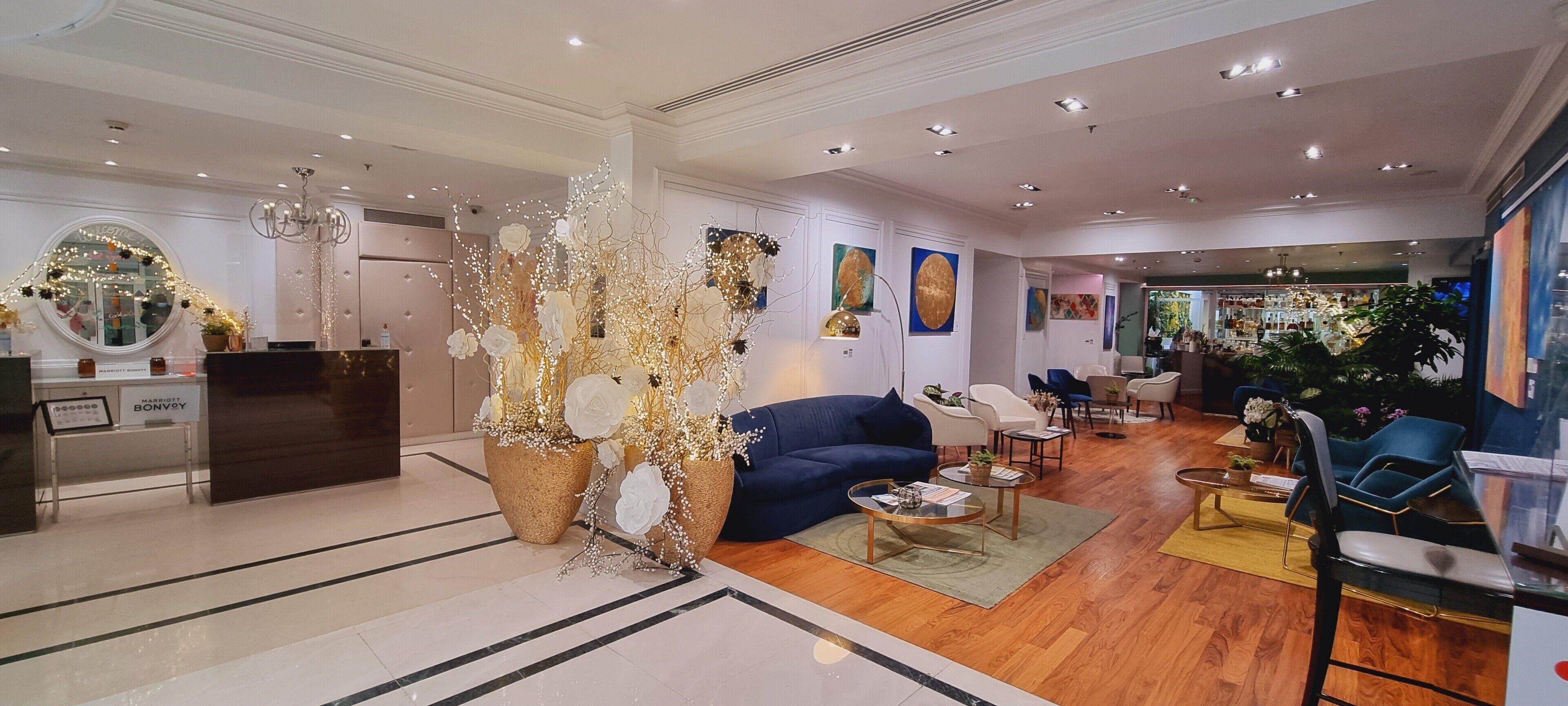 Hotel Renaissance Nobel Tour Eiffel