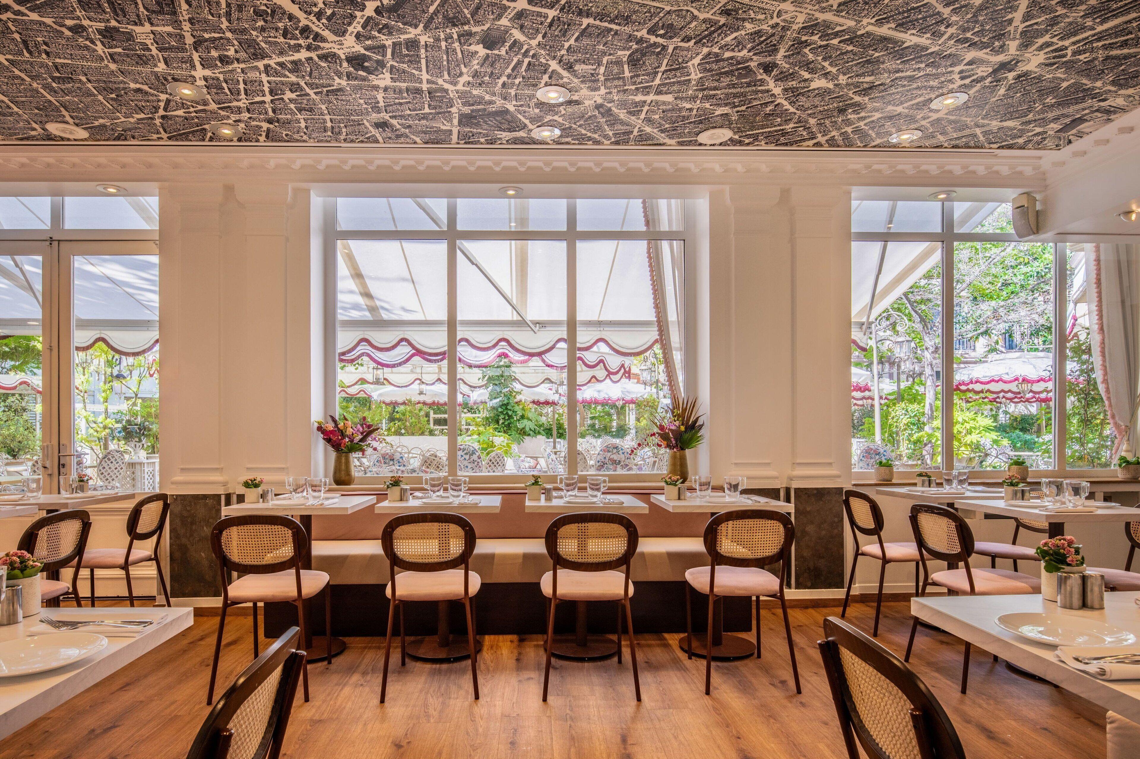 Renaissance Nobel Tour Eiffel 4*