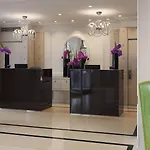 Hotel Renaissance Nobel Tour Eiffel Parigi