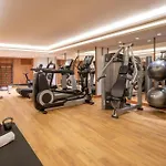Hotel Renaissance Nobel Tour Eiffel 4*