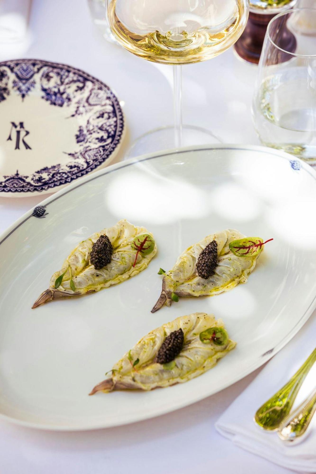 Renaissance Nobel Tour Eiffel Hotel