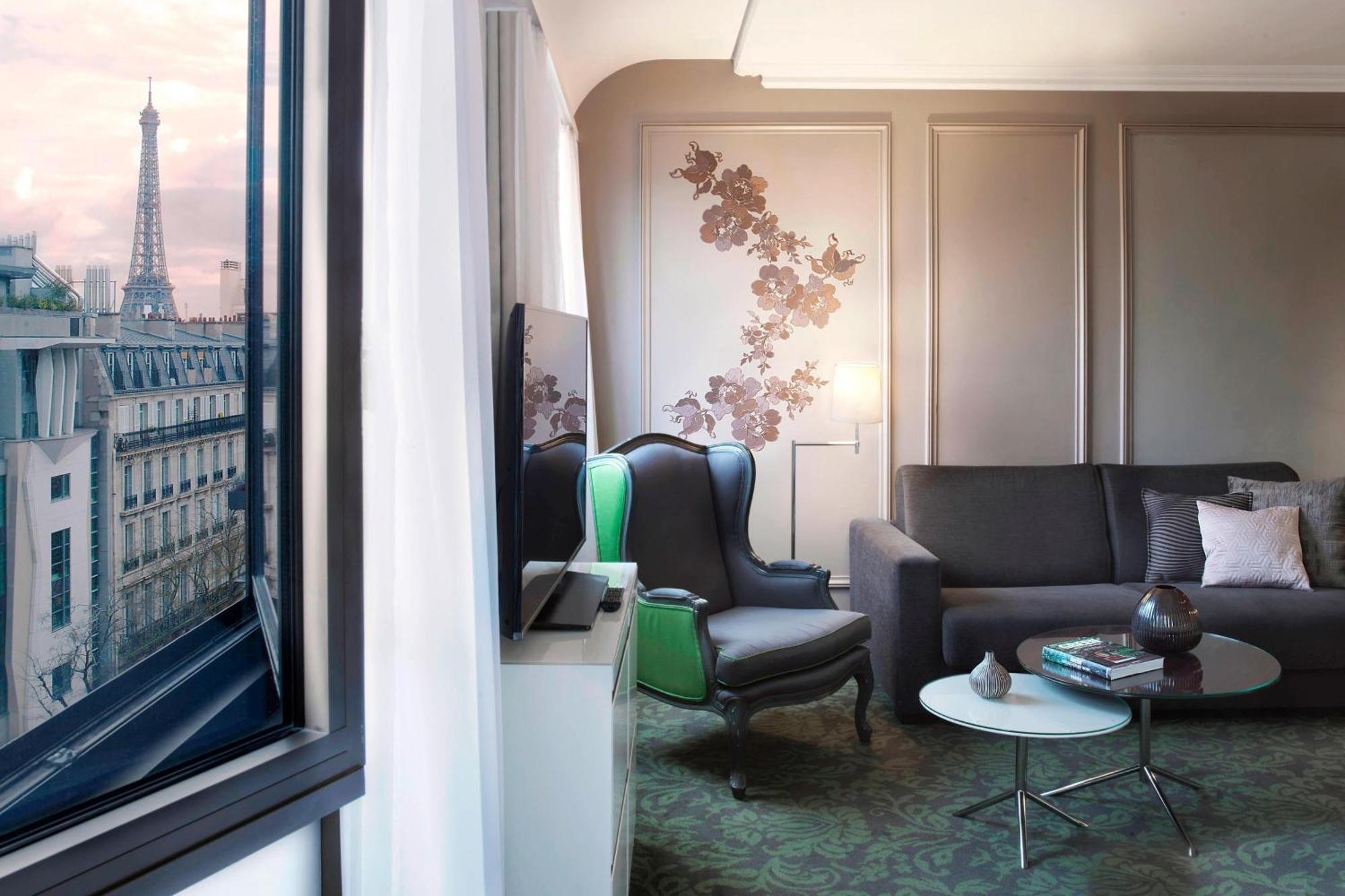 Renaissance Nobel Tour Eiffel Hotel Paris