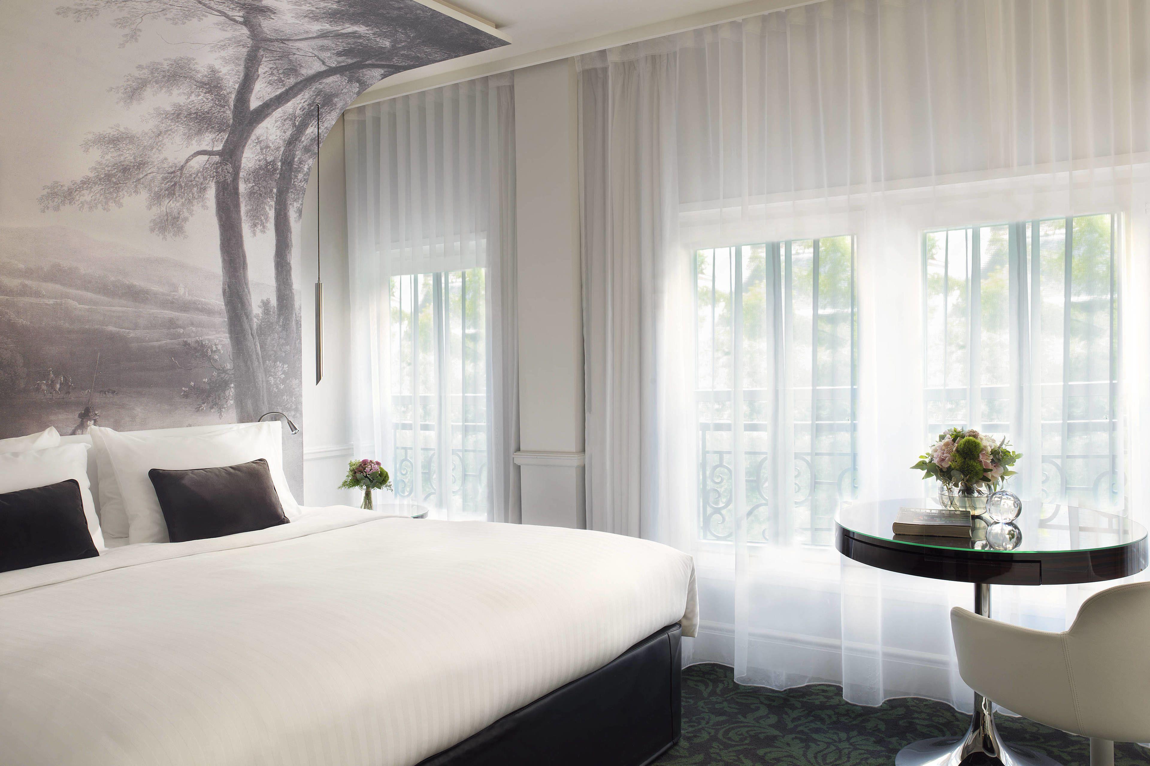 Hotel Renaissance Nobel Tour Eiffel