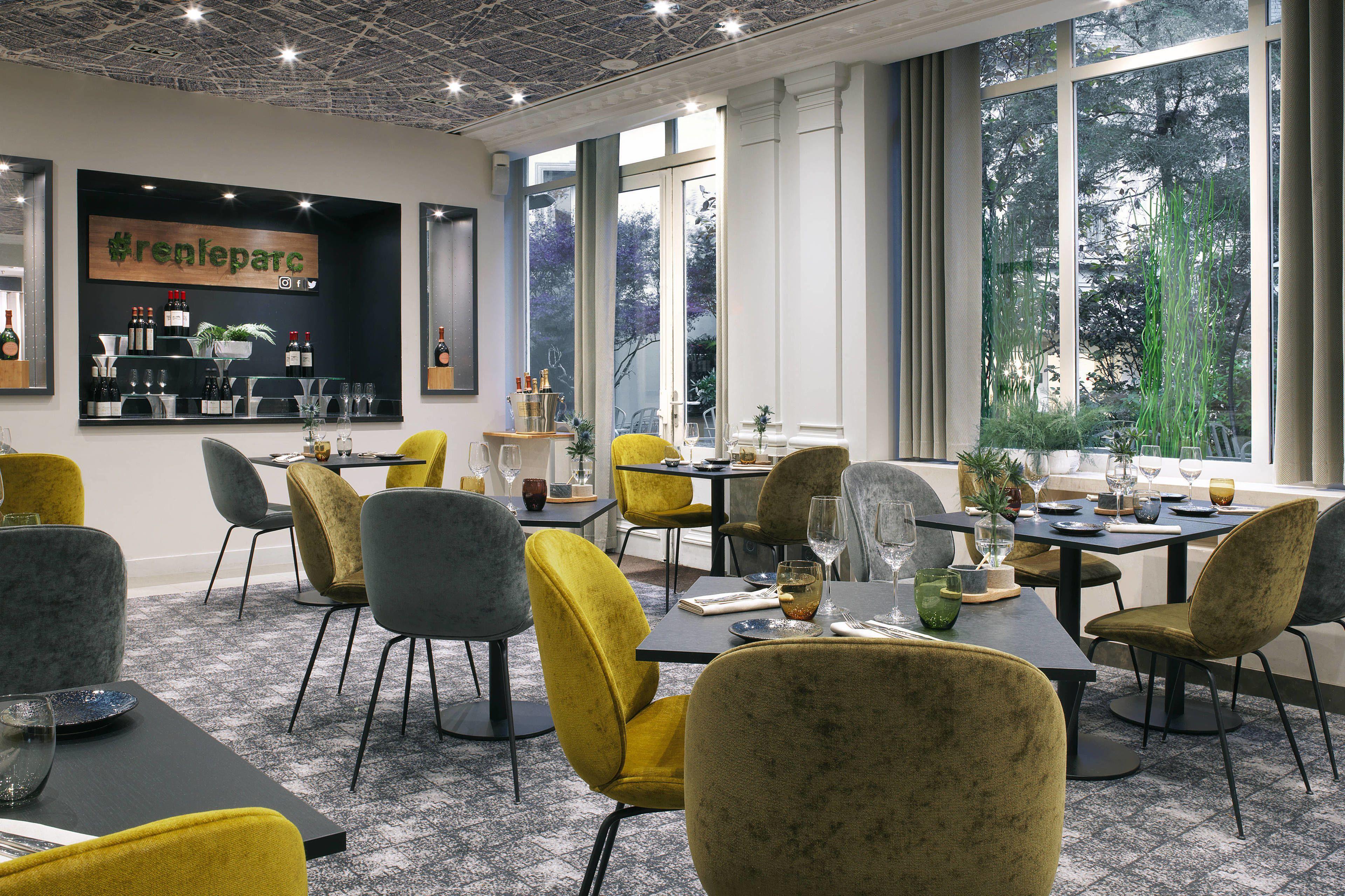 Renaissance Nobel Tour Eiffel Hotel