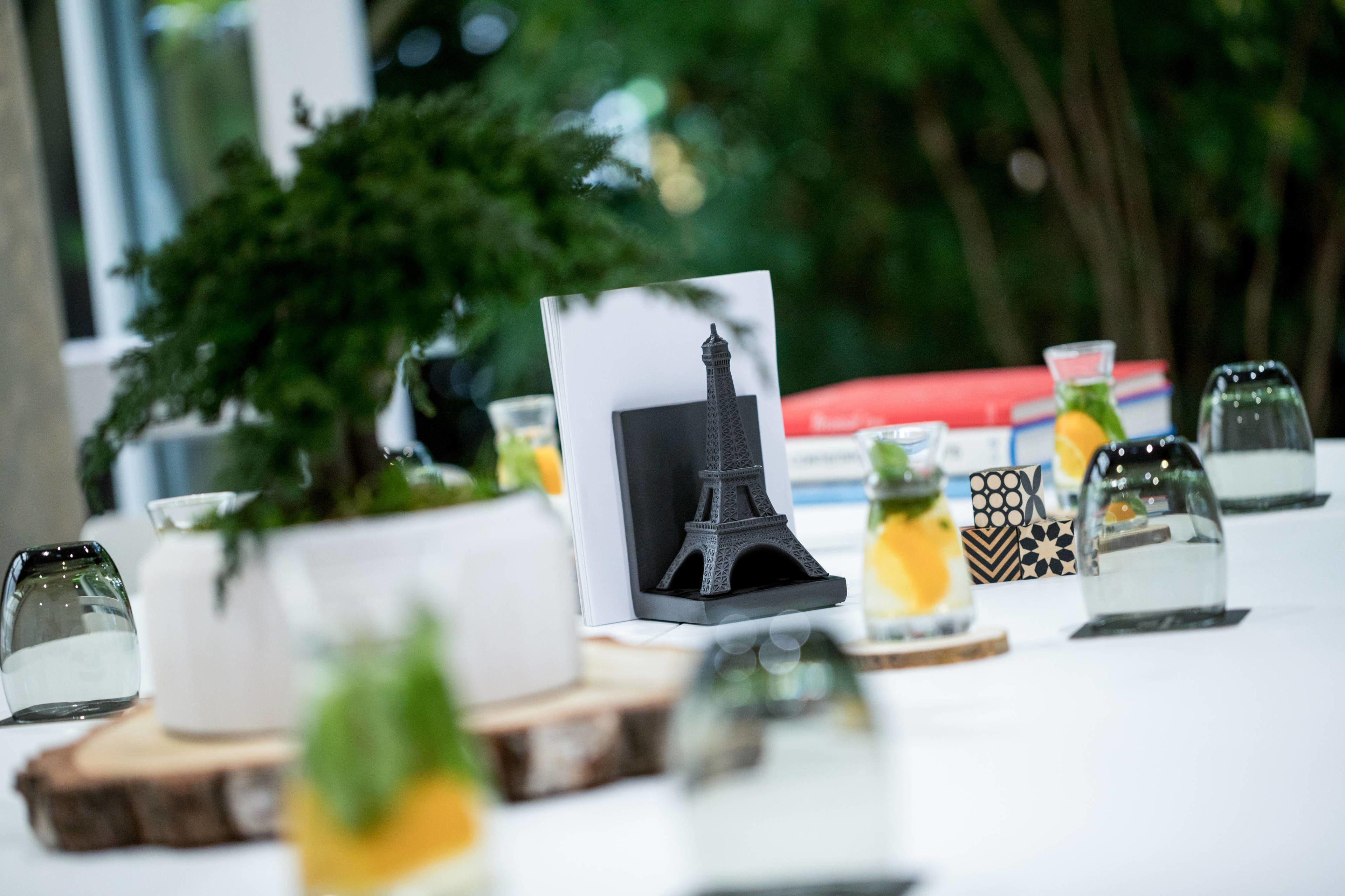 Renaissance Nobel Tour Eiffel Hotel 4*